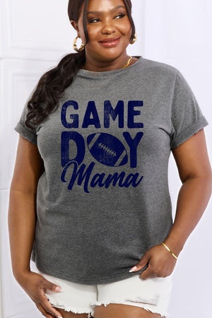 Gameday Mama Plus Size Football Graphic Tee - MXSTUDIO.COM