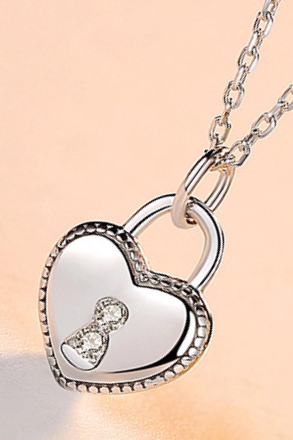 Get Inspired 925 Sterling Silver Heart Lock Necklace - MXSTUDIO.COM