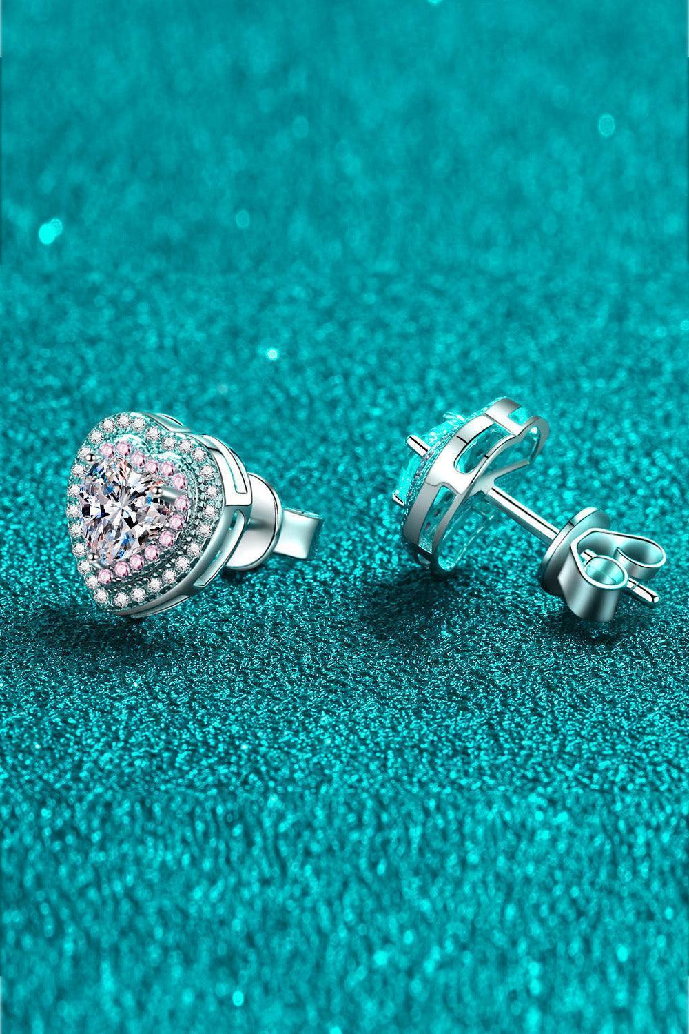 Glamorize 1 Carat Heart Moissanite Stud Earrings - MXSTUDIO.COM