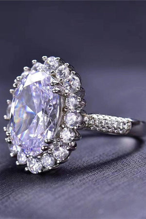 Glamorous Oval Cut 8 Carat Moissanite Ring - MXSTUDIO.COM