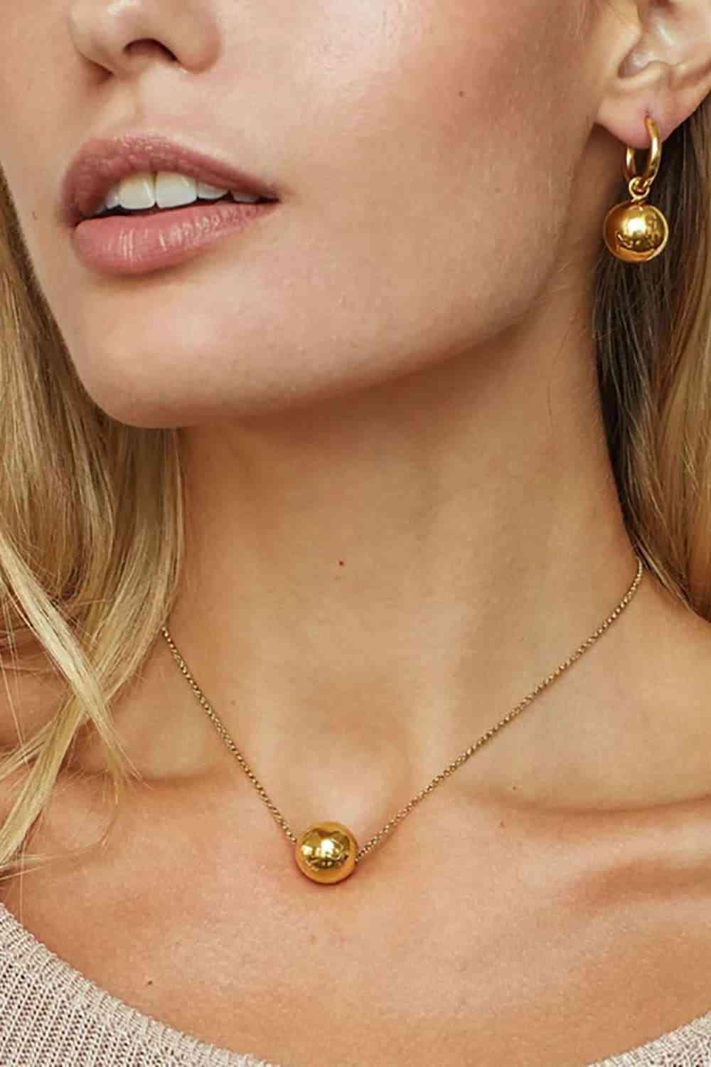 Glamorous Round Shape Pendant 18K Gold Plated Necklace-MXSTUDIO.COM