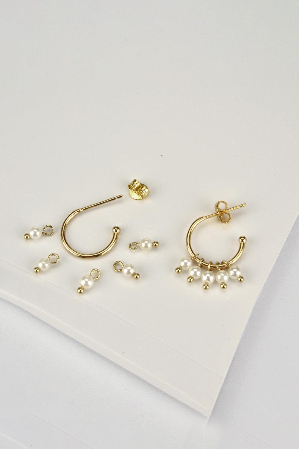 Glistening Sterling Silver C-Shaped Pearl Hoop Earrings - MXSTUDIO.COM