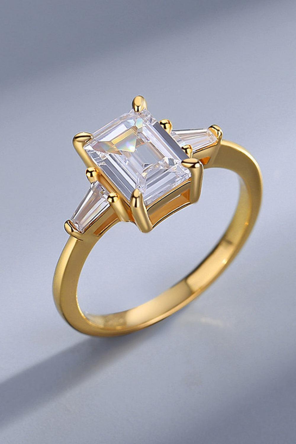 Glowing 18k Gold-Plated 1 Carat Moissanite Ring - MXSTUDIO.COM