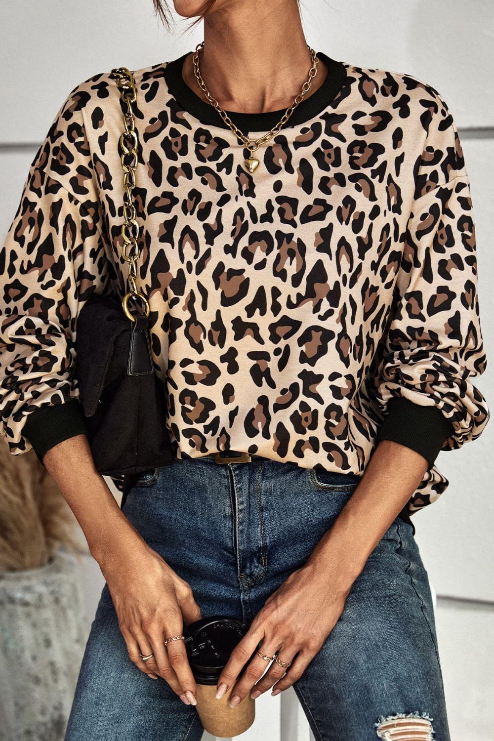 Go the Extra Mile Leopard Sweatshirt - MXSTUDIO.COM