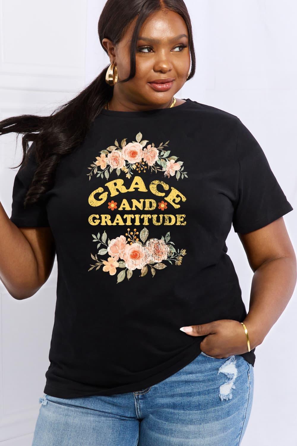 Grace And Gratitude Plus Size Floral Graphic Tee - MXSTUDIO.COM