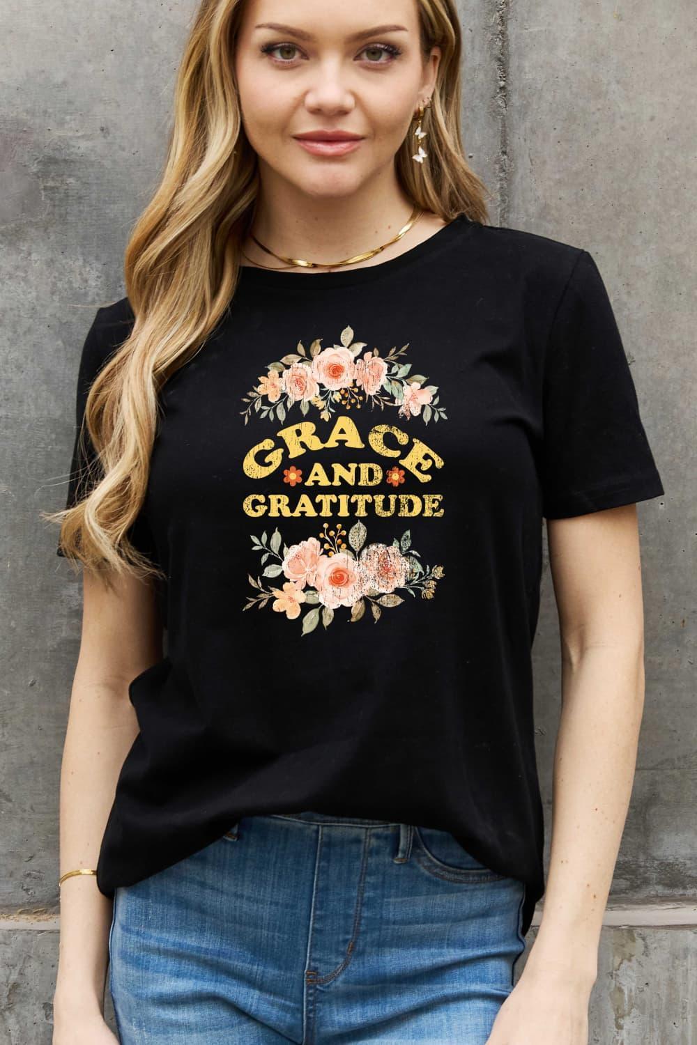 Grace And Gratitude Plus Size Floral Graphic Tee - MXSTUDIO.COM