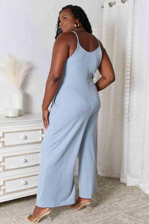 Graceful Hug Spaghetti Strap Plus Size V Neck Jumpsuit - MXSTUDIO.COM