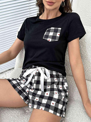 Heart Graphic Top And Shorts Plaid Pajamas Set - MXSTUDIO.COM