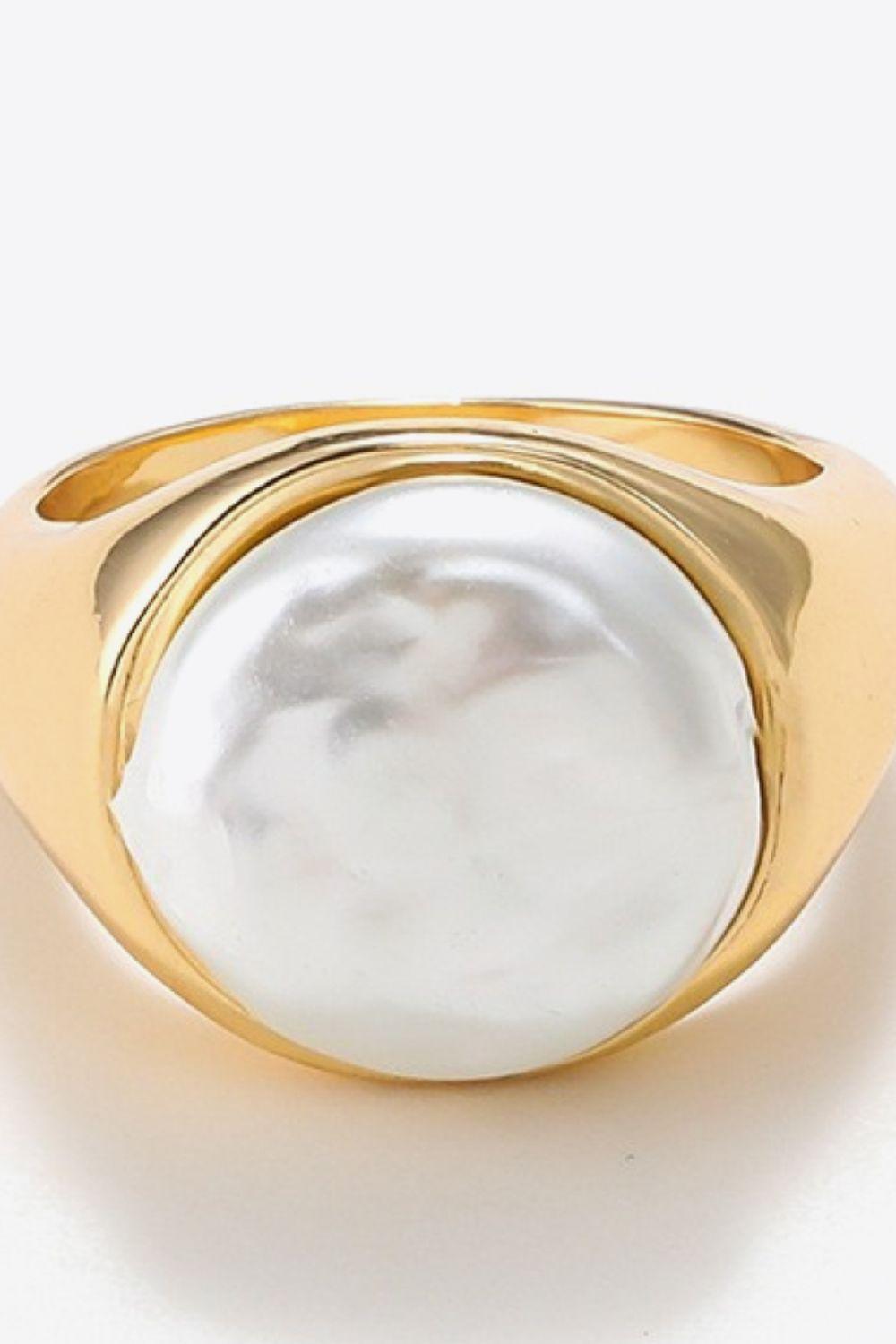 High-Class Vibe 18K Gold-Plated Round Pearl Ring - MXSTUDIO.COM