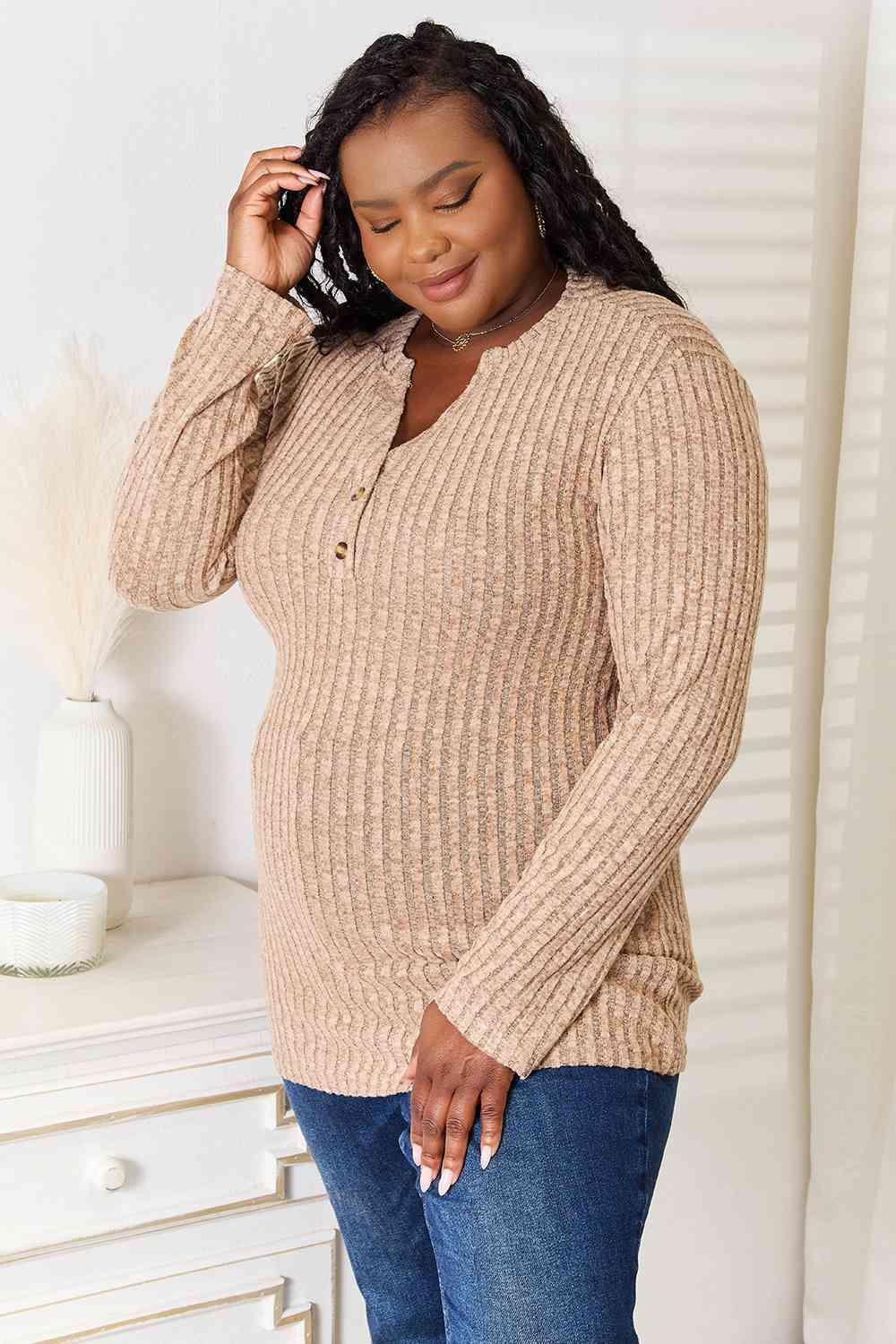 High-Fashion Plus Size Khaki Ribbed Long Sleeve T-Shirt - MXSTUDIO.COM