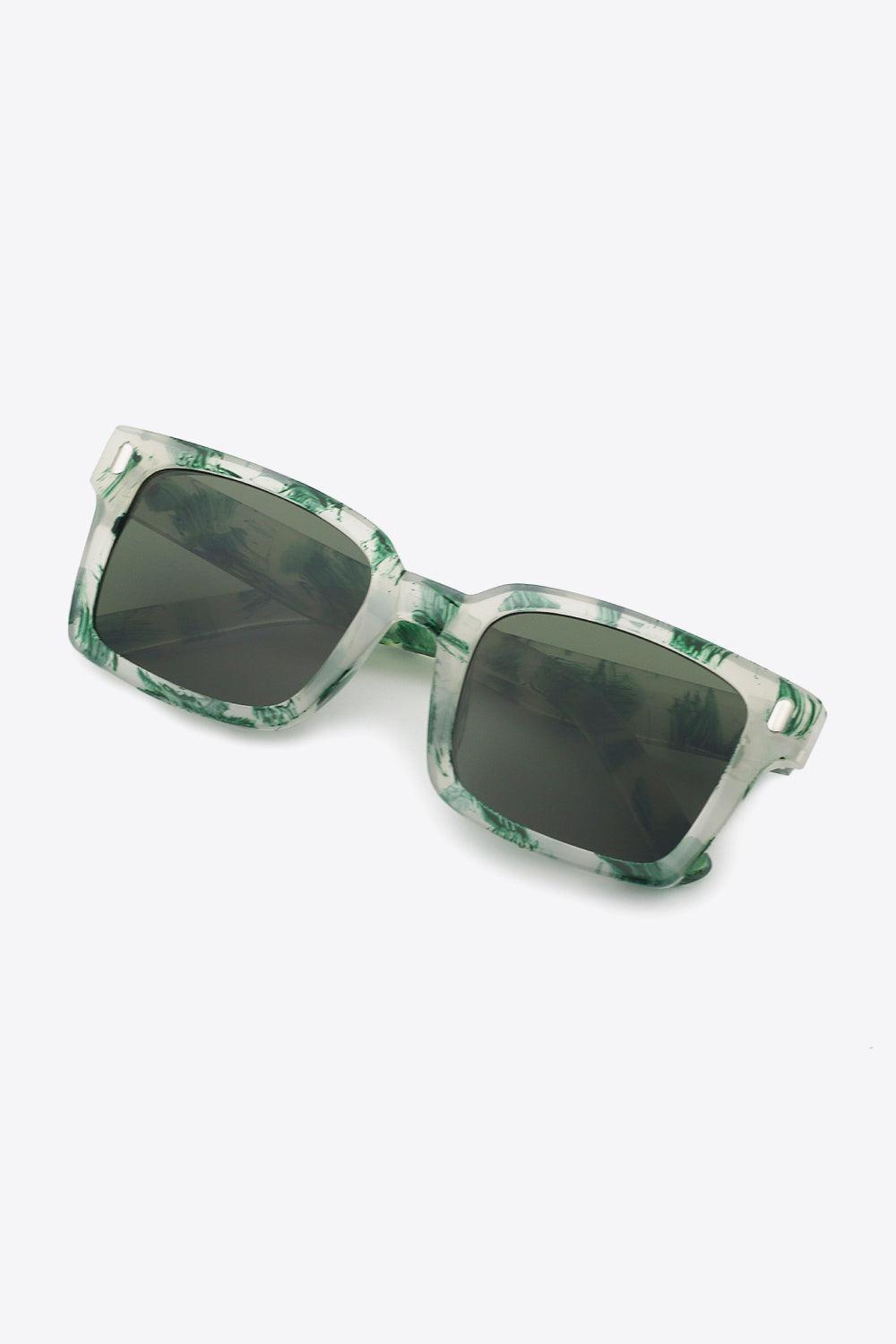 Iconic Lifestyle Women's Square Polycarbonate Sunglasses - MXSTUDIO.COM