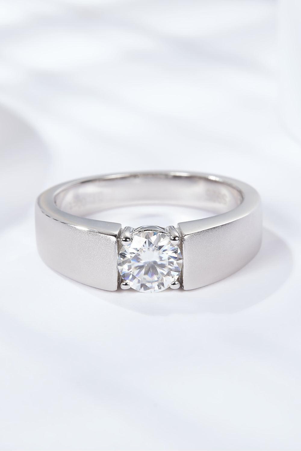 Iconic Platinum-Plated 1 Carat Moissanite Ring - MXSTUDIO.COM