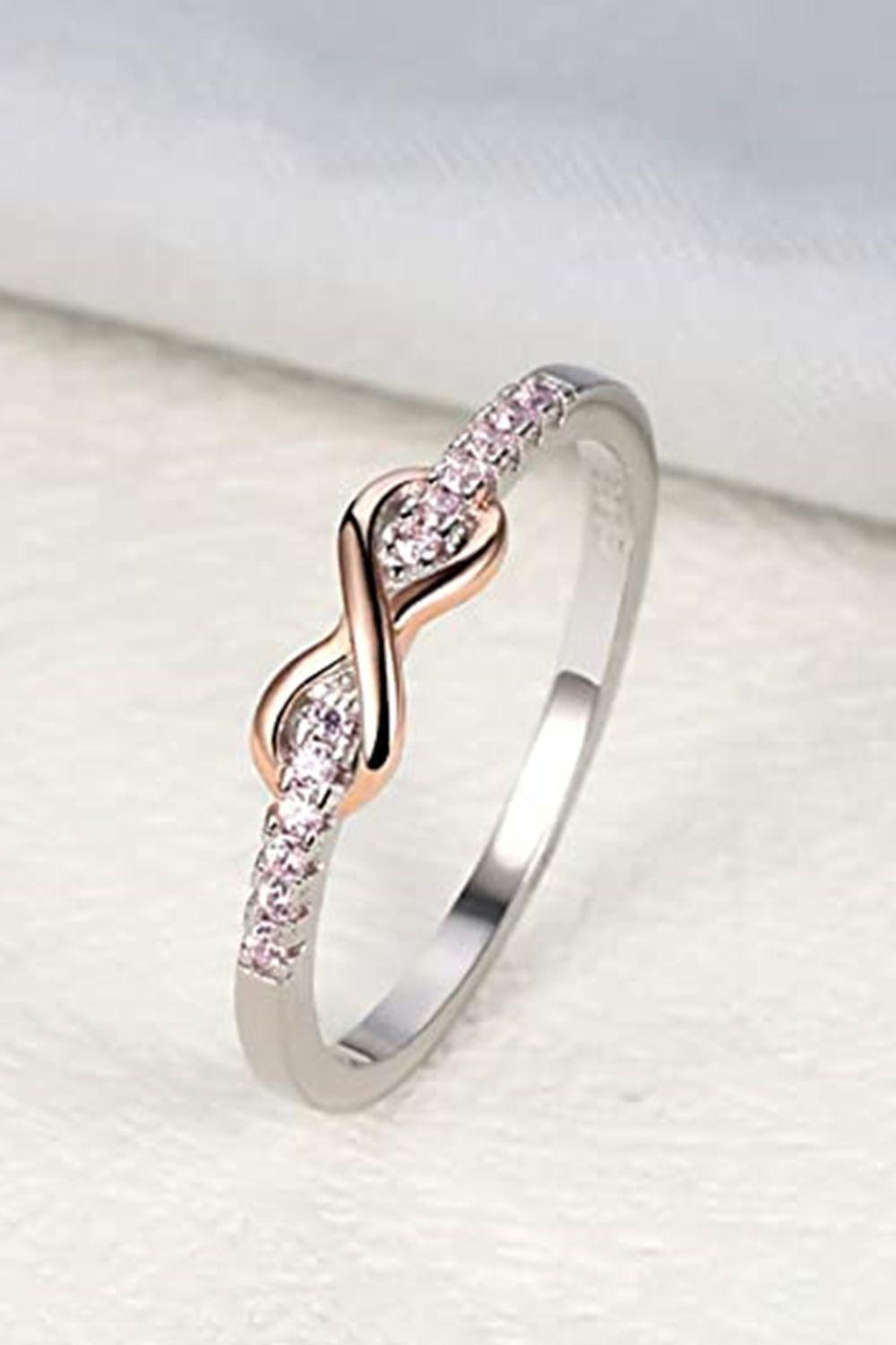 Impeccable Crisscross Sterling Silver Zircon Ring - MXSTUDIO.COM