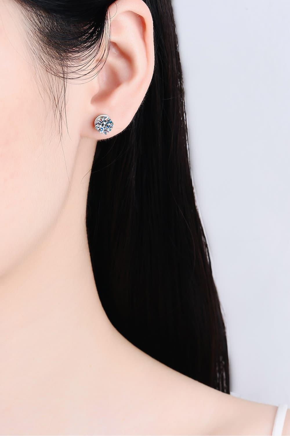 Imposing 2 Carat Moissanite Stud Earrings - MXSTUDIO.COM