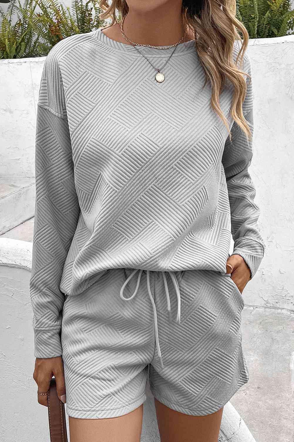 Incomparable Comfort Ribbed Sweatshirt and Shorts Set - MXSTUDIO.COM