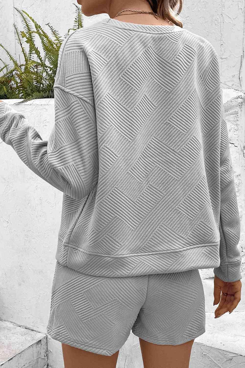 Incomparable Comfort Ribbed Sweatshirt and Shorts Set - MXSTUDIO.COM