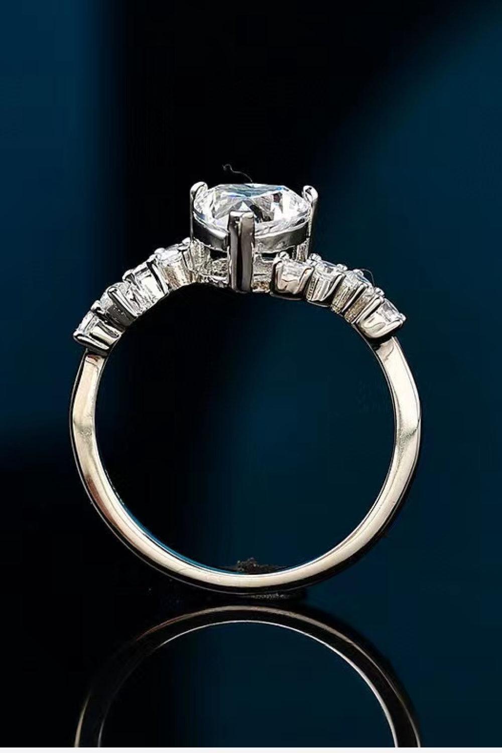 Incredible Love Heart 1 Carat Moissanite Ring - MXSTUDIO.COM