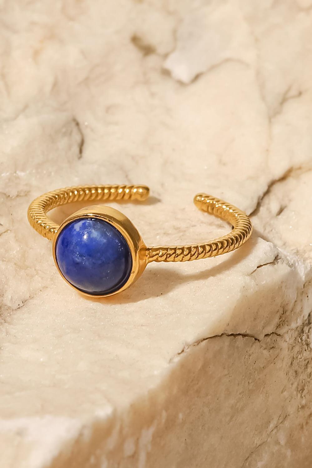 Inlaid Blue Round Stone Gold Open Twisted Ring - MXSTUDIO.COM