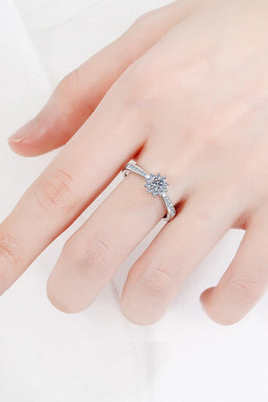 Intricate Snowflake Sterling Silver Moissanite Ring - MXSTUDIO.COM