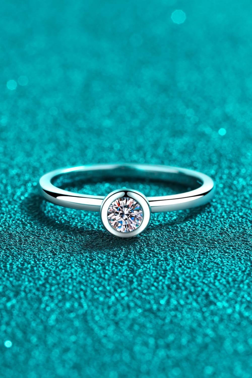 Jovial Sterling Silver Solitaire Moissanite Ring - MXSTUDIO.COM