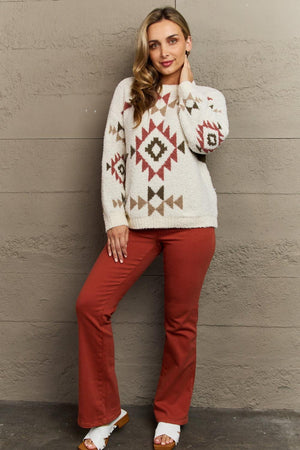 Keep Insulated Crew Neck Fuzzy Aztec Sweater - MXSTUDIO.COM