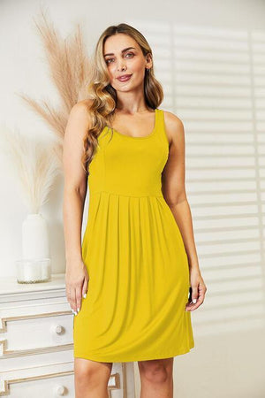 Knee Length Round Neck Sleeveless Pleated Dress - MXSTUDIO.COM