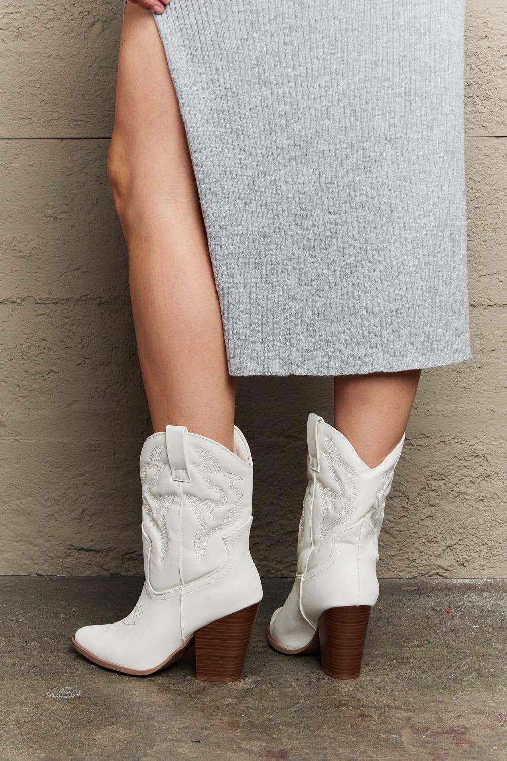 Legend Footwear Mid Block Heels White Cowboy Boots - MXSTUDIO.COM