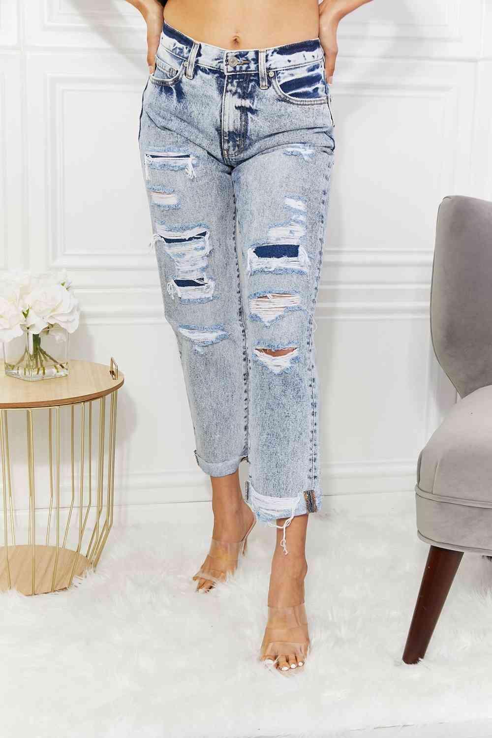 Light Wash High Rise Distressed Cropped Jeans - MXSTUDIO.COM