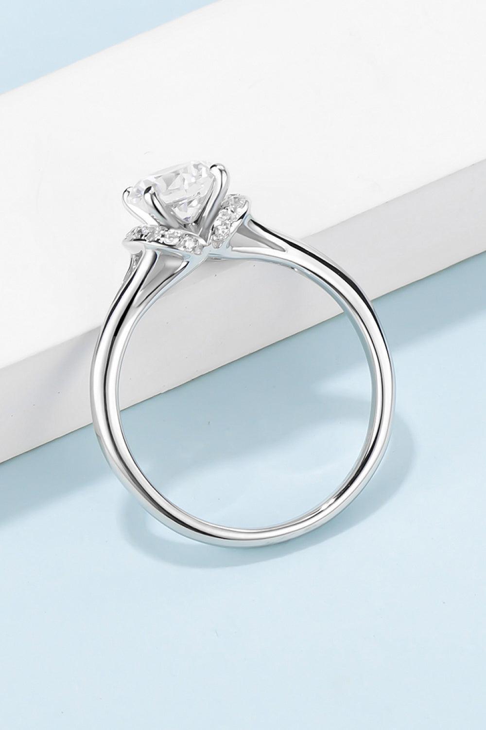 Limitless Fascination Split Shank 1 Carat Moissanite Ring - MXSTUDIO.COM