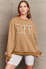 Lit Graphic Plus Size Christmas Sweatshirt-MXSTUDIO.COM