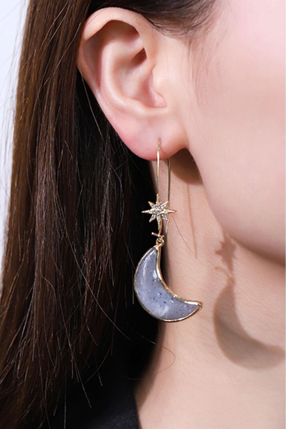 Luxurious Feel Resin Drop Style Moon Earrings - MXSTUDIO.COM