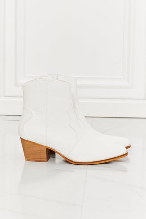 MMShoes Faux Leather White Western Ankle Boots - MXSTUDIO.COM