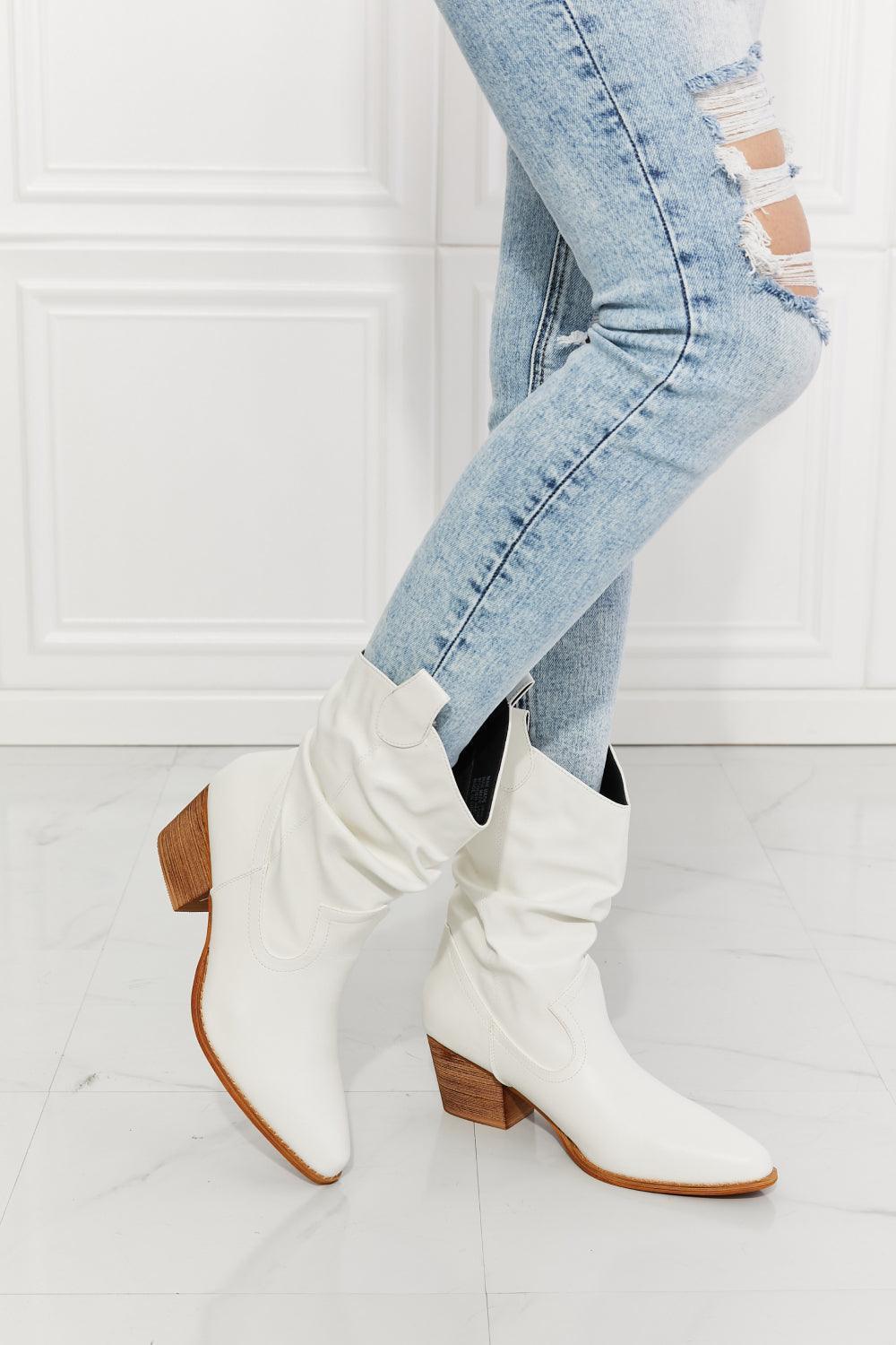 MMShoes Keep Going Point Toe Scrunch White Cowboy Boots - MXSTUDIO.COM