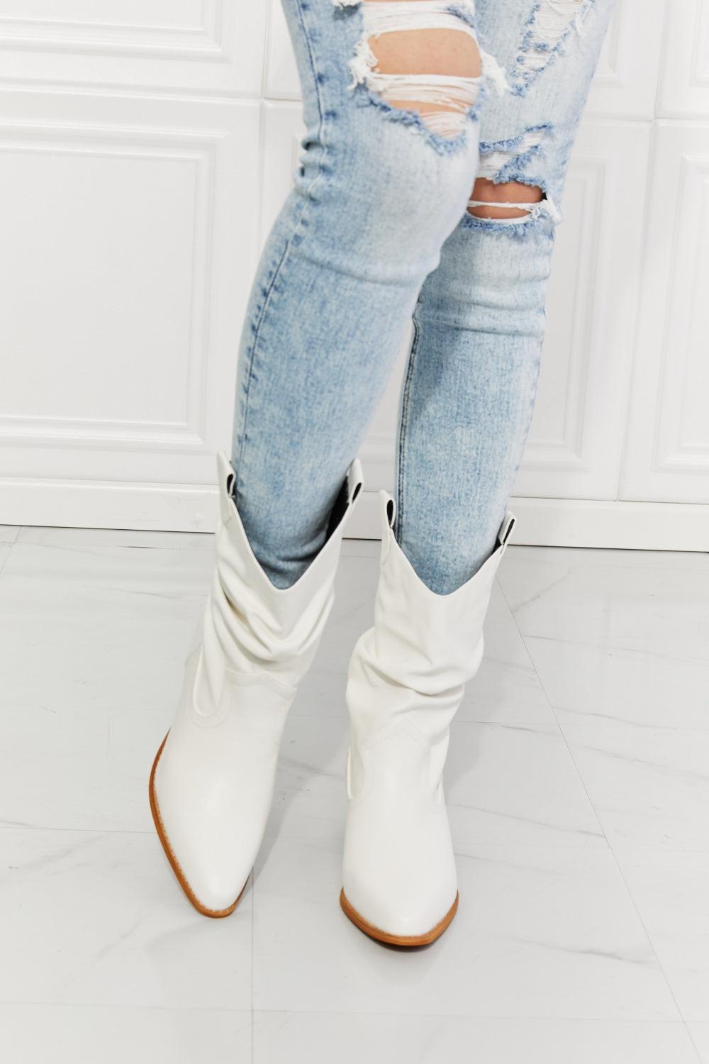 MMShoes Keep Going Point Toe Scrunch White Cowboy Boots - MXSTUDIO.COM