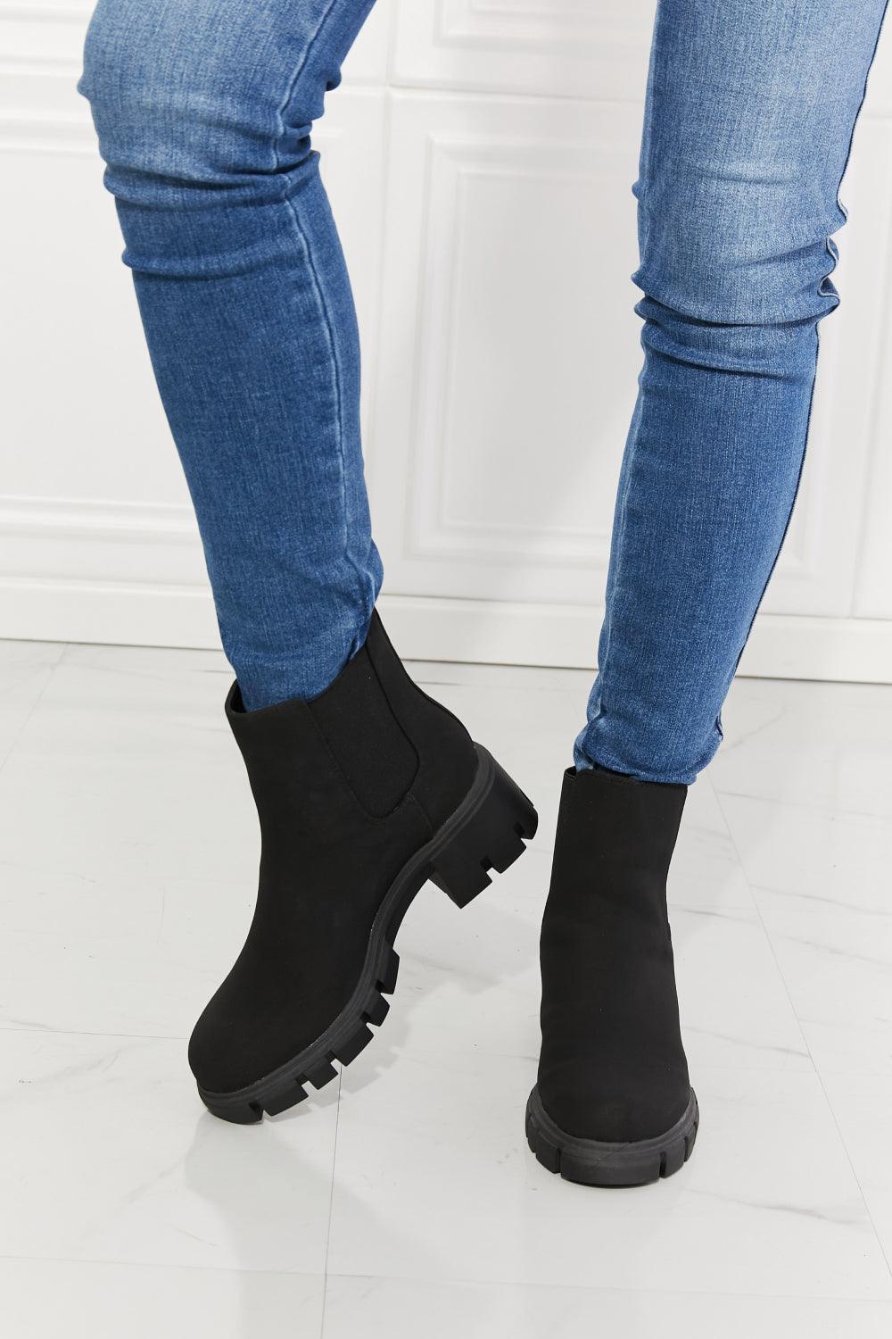 MMShoes Rich Caress Lug Sole Black Chelsea Boots - MXSTUDIO.COM