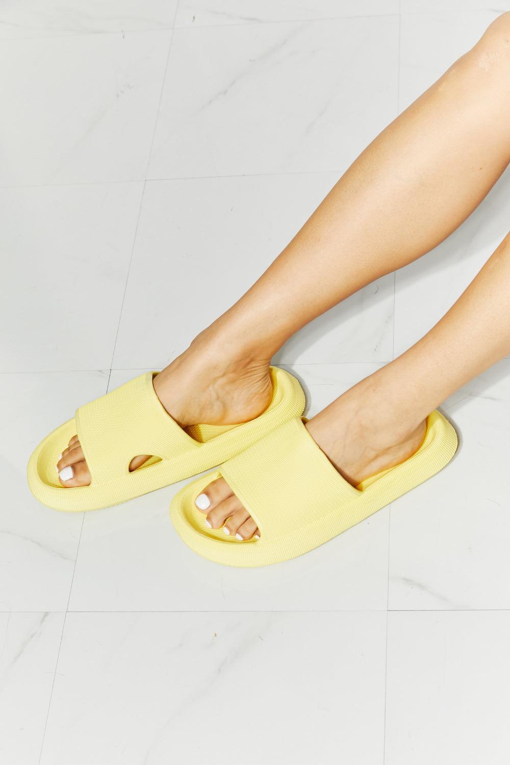 MMShoes Secure Fit Open Toe Yellow Rubber Slides - MXSTUDIO.COM