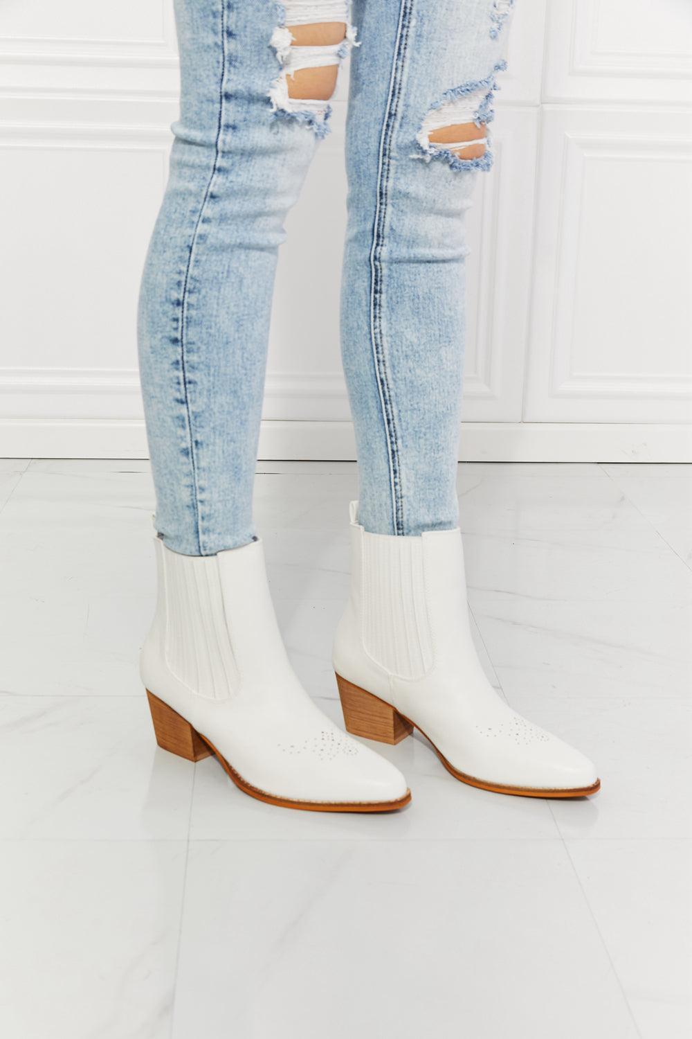 MMShoes Stacked Heel White Chelsea Boots - MXSTUDIO.COM
