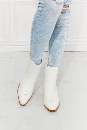 MMShoes Stacked Heel White Chelsea Boots - MXSTUDIO.COM