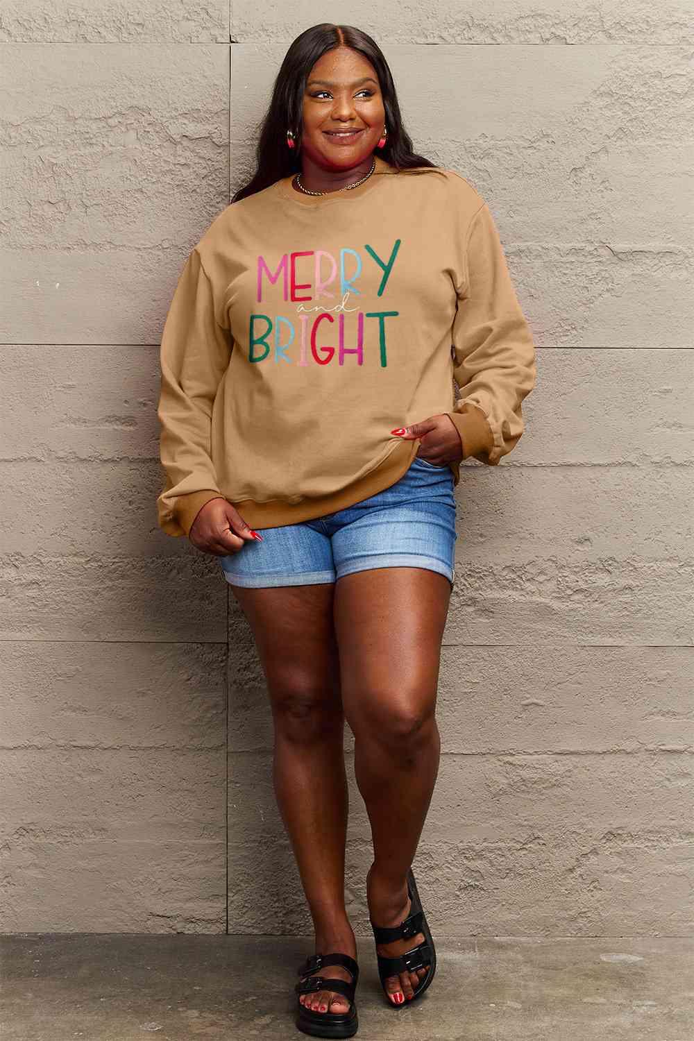 Merry And Bright Graphic Plus Size Christmas Sweatshirt-MXSTUDIO.COM