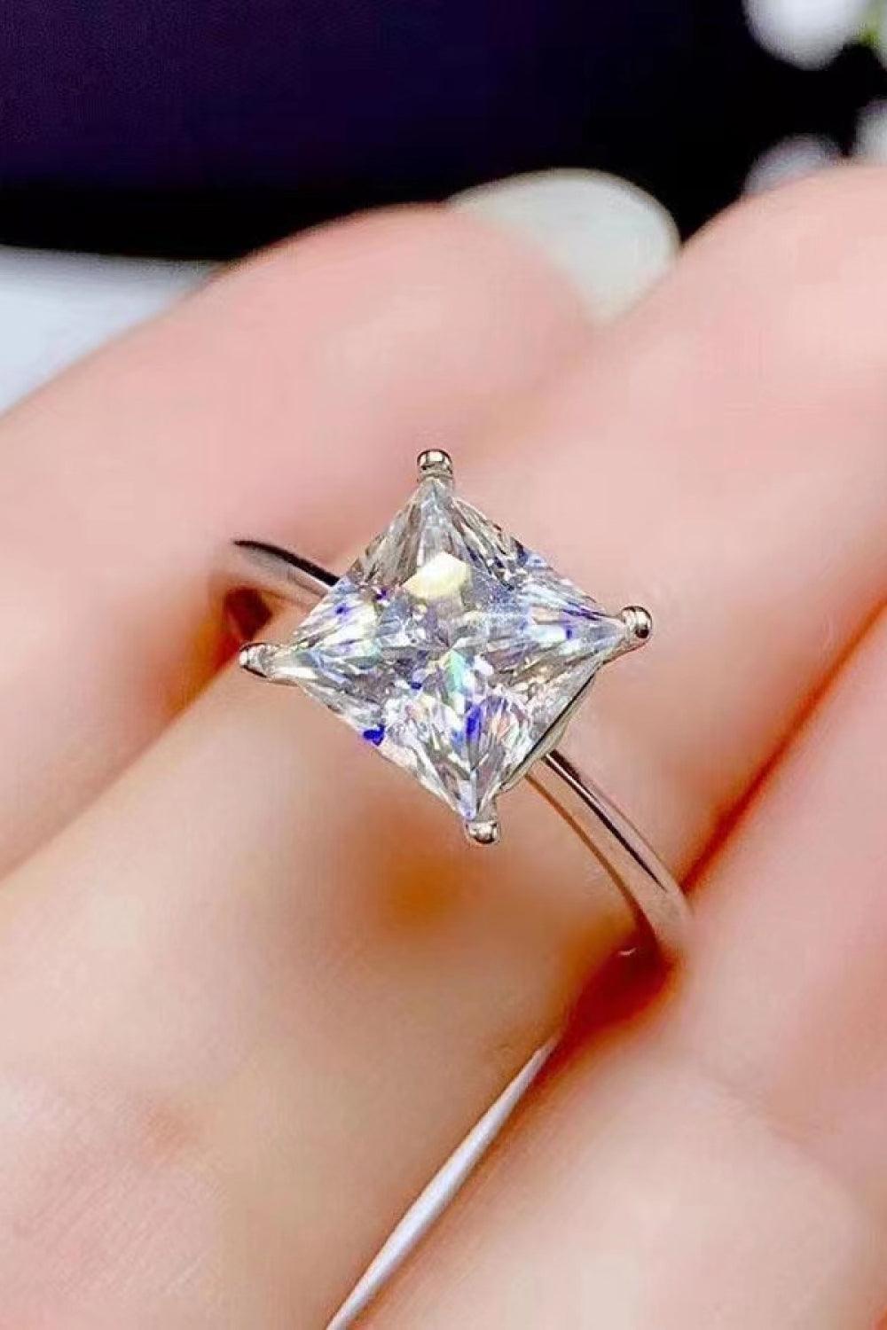 Meticulous 5 Carat Moissanite Solitaire Ring - MXSTUDIO.COM