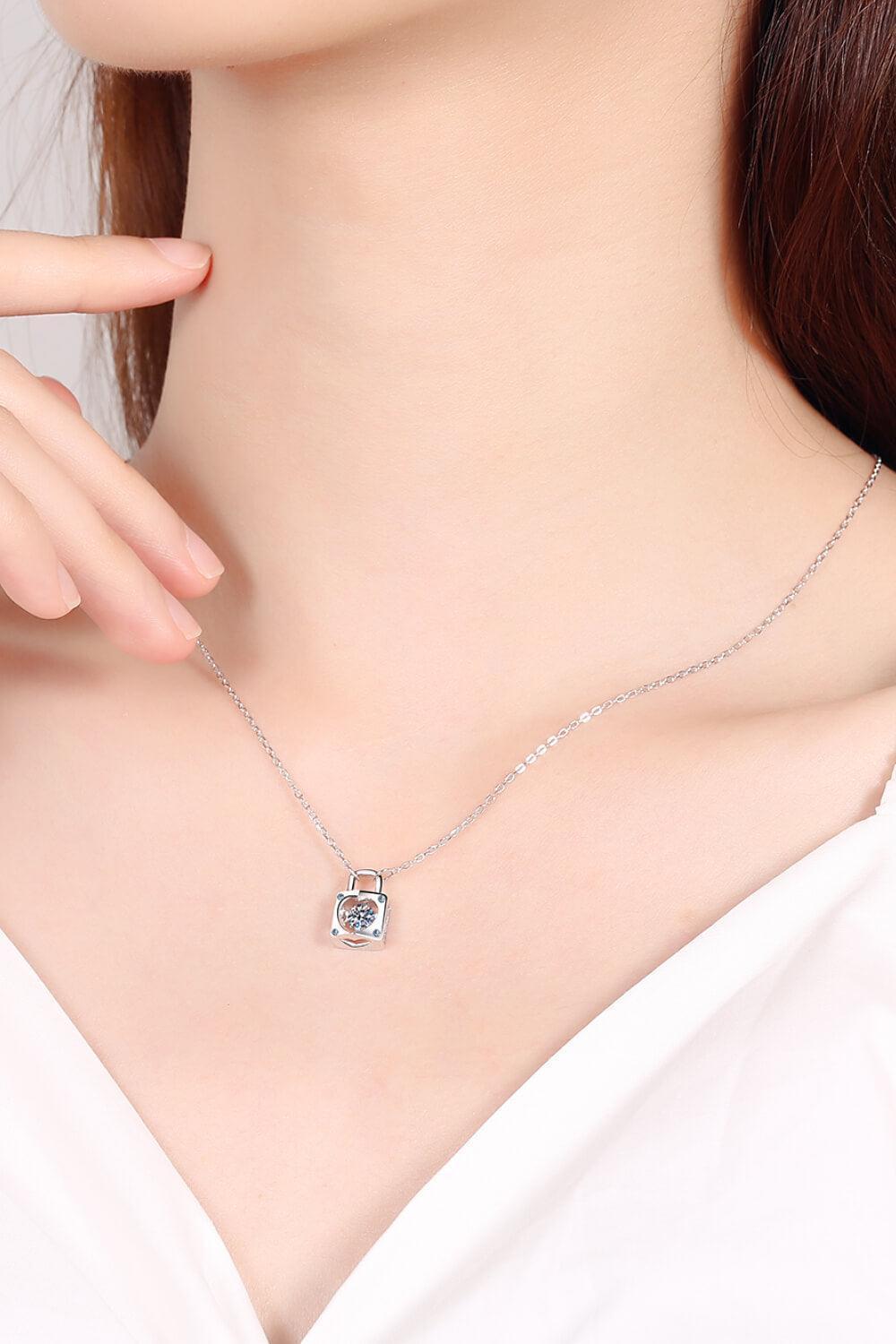 Minimalist Moissanite Lock Pendant Necklace - MXSTUDIO.COM