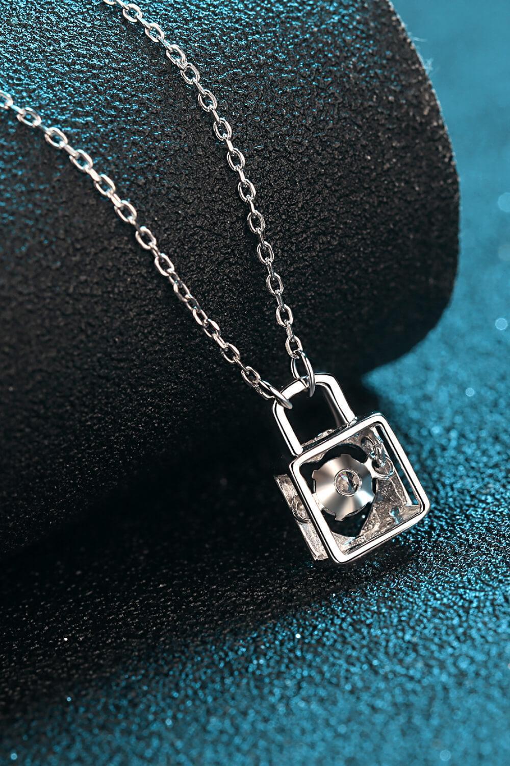 Minimalist Moissanite Lock Pendant Necklace - MXSTUDIO.COM