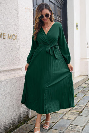 Off for a Blind Date Pleated Maxi Dress - MXSTUDIO.COM