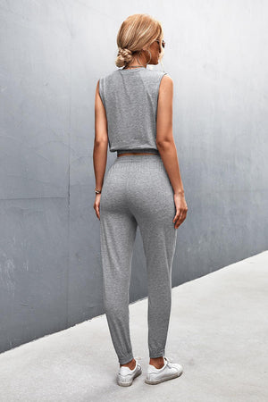 On The Move Sleeveless Top and Jogger Set - MXSTUDIO.COM