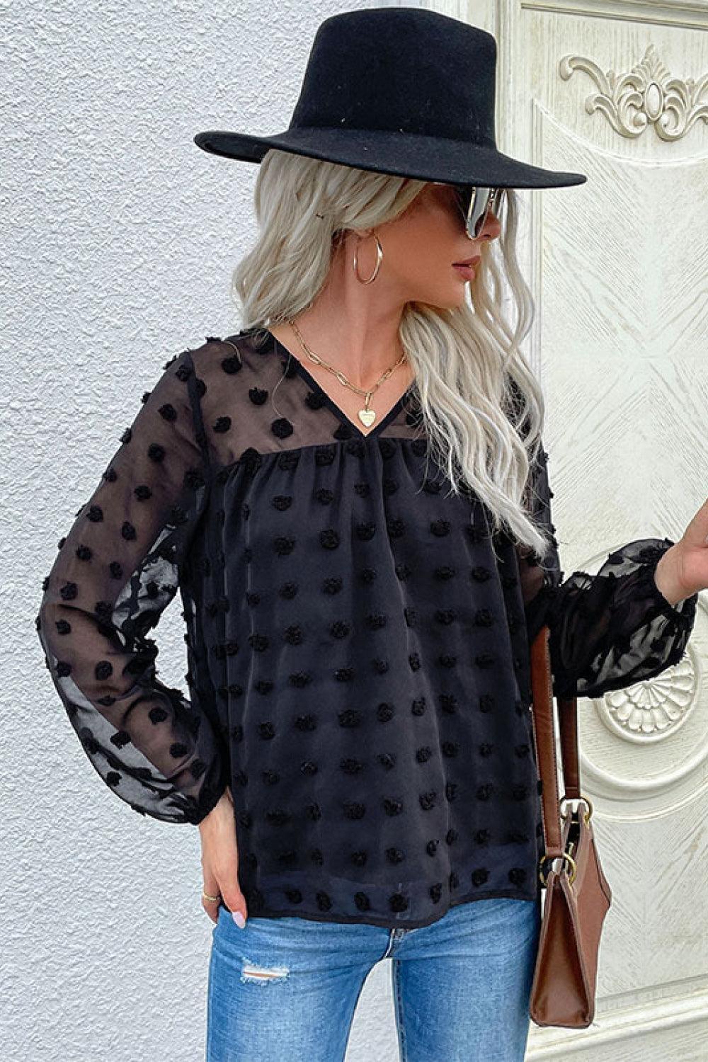 Outfit of the Day Black Swiss Dot Blouse - MXSTUDIO.COM