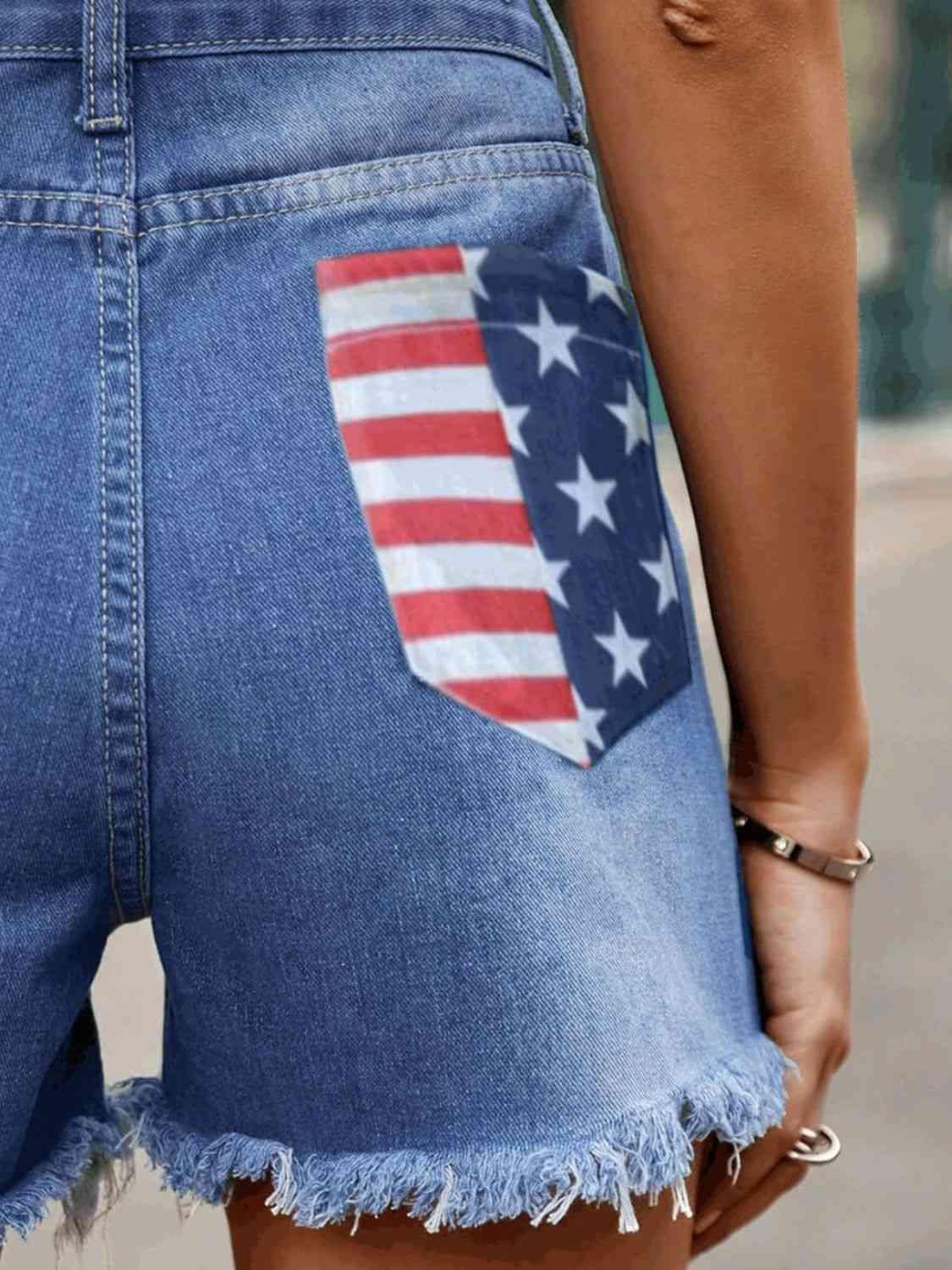 Patriotic Raw Hem American Flag Denim Shorts - MXSTUDIO.COM