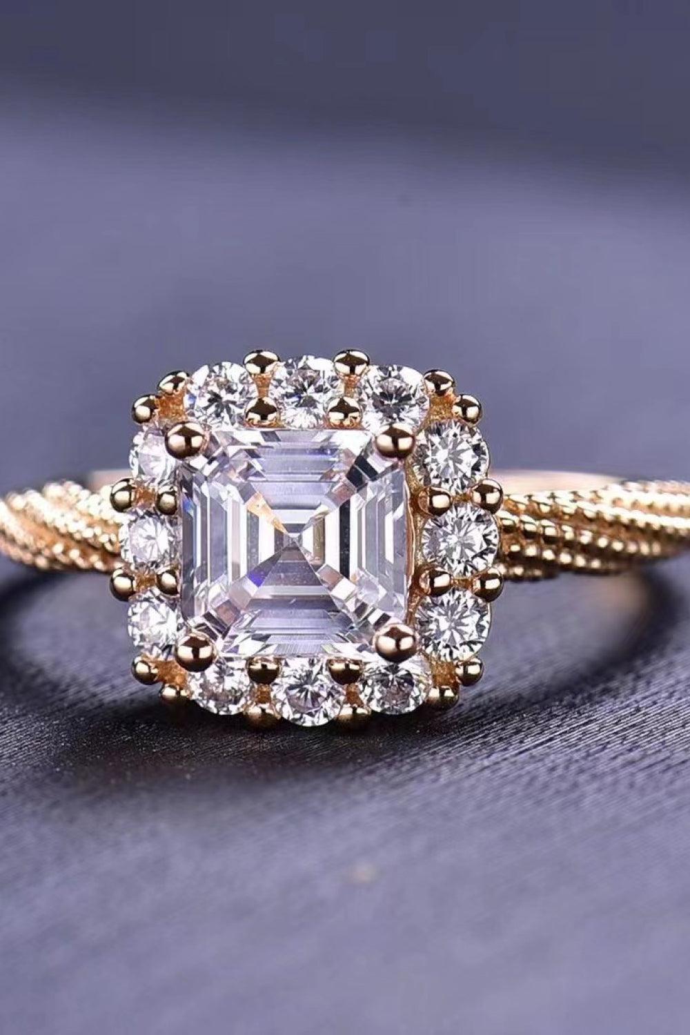 Phenomenal Twisted Band 1 Carat Moissanite Ring - MXSTUDIO.COM