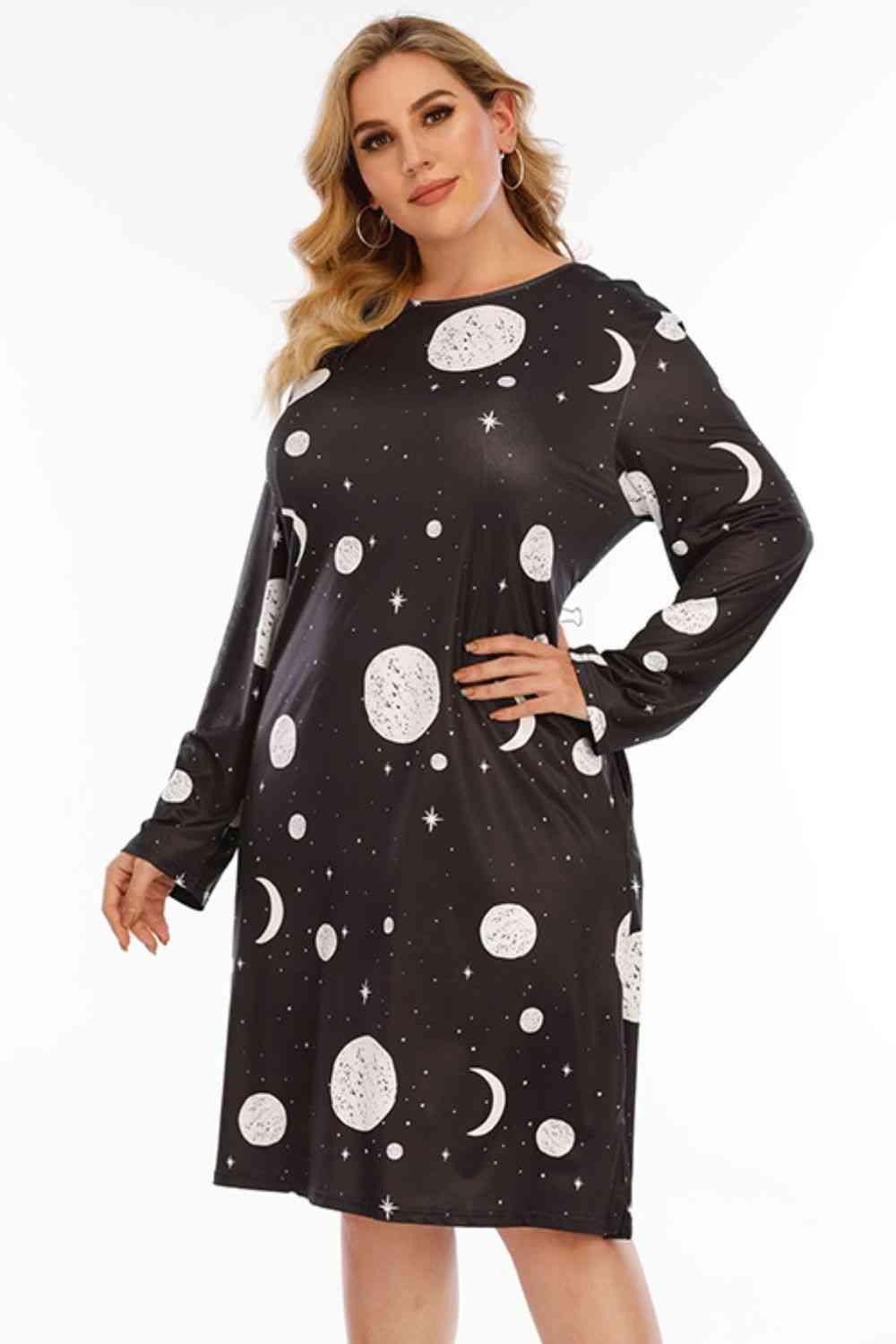 Plus Size Moon & Star Print Black Knee Length Dress - MXSTUDIO.COM