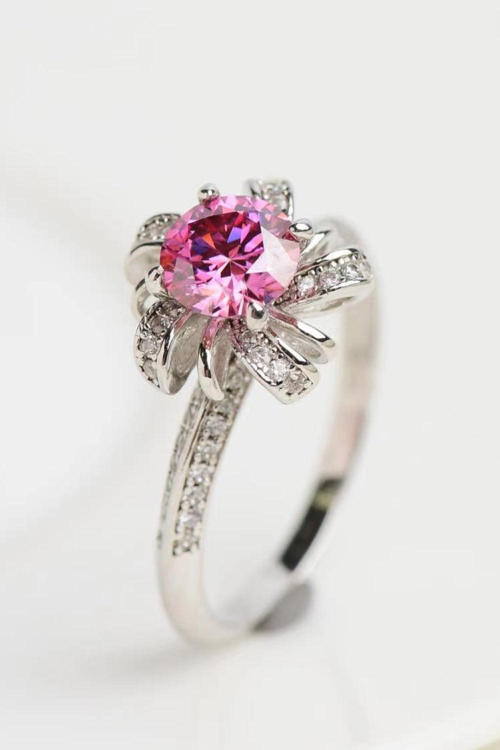 Recognize Life Flower-Shaped Pink 1 Carat Moissanite Ring - MXSTUDIO.COM