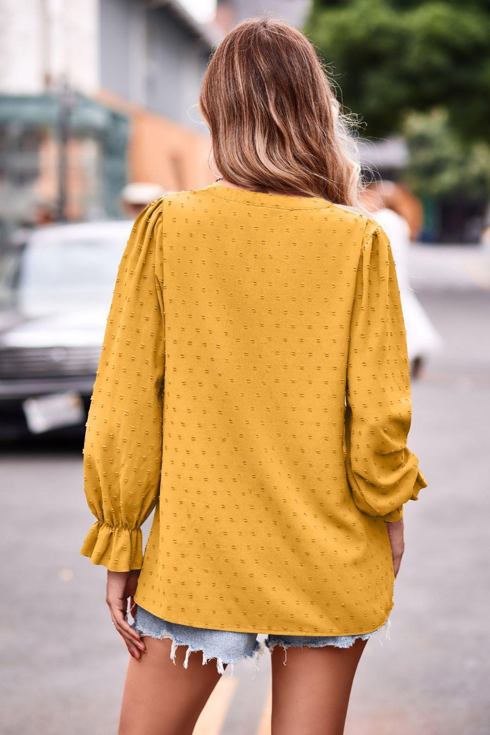 Refreshing Weekend Long Sleeve Swiss Dot Blouse - MXSTUDIO.COM